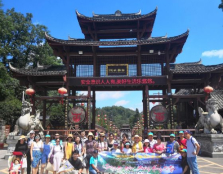 CÔNG TY VIỆT HỒNG - PHƯỢNG HOÀNG CỔ TRẤN